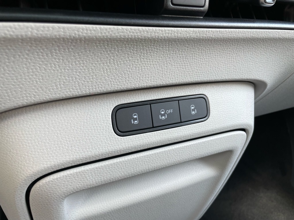2025 Volkswagen ID. Buzz photo 13