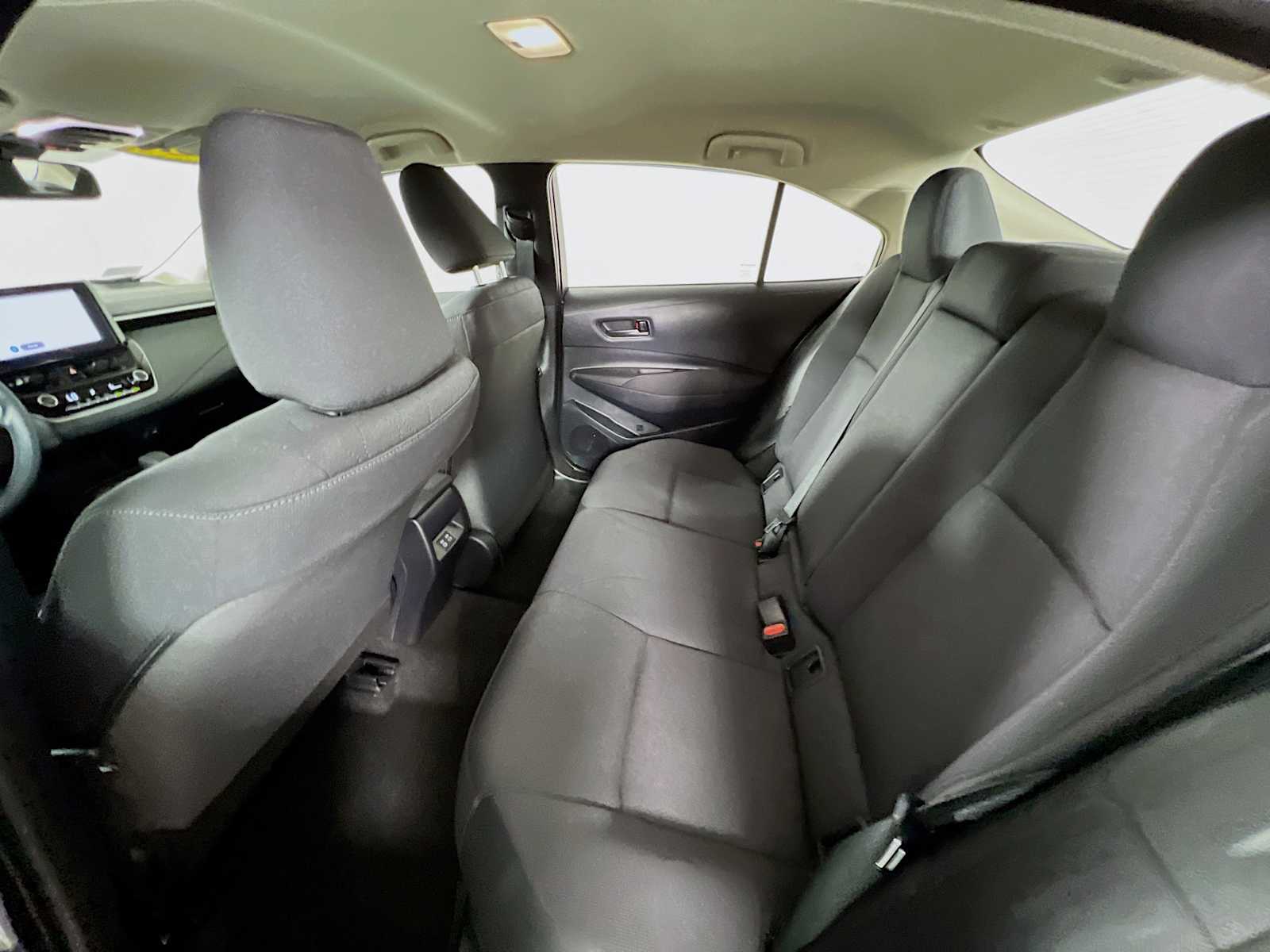 2024 Toyota Corolla LE photo 23