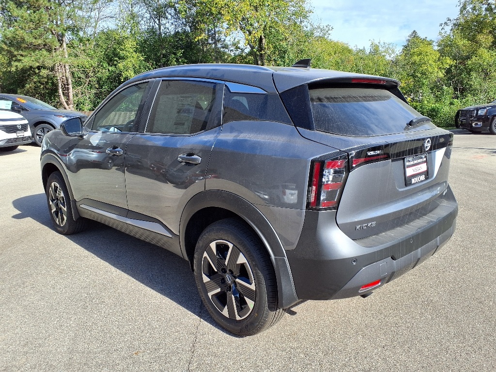 2026 Nissan Kicks SV photo 3