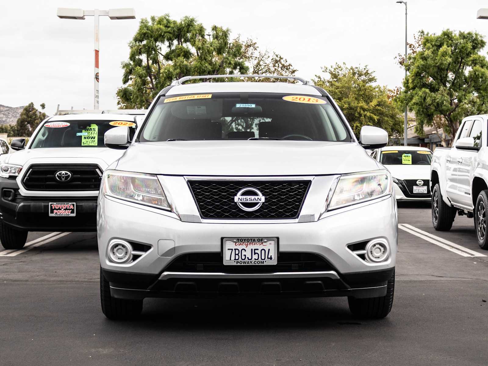 Used 2013 Nissan Pathfinder SV with VIN 5N1AR2MM2DC624563 for sale in Poway, CA