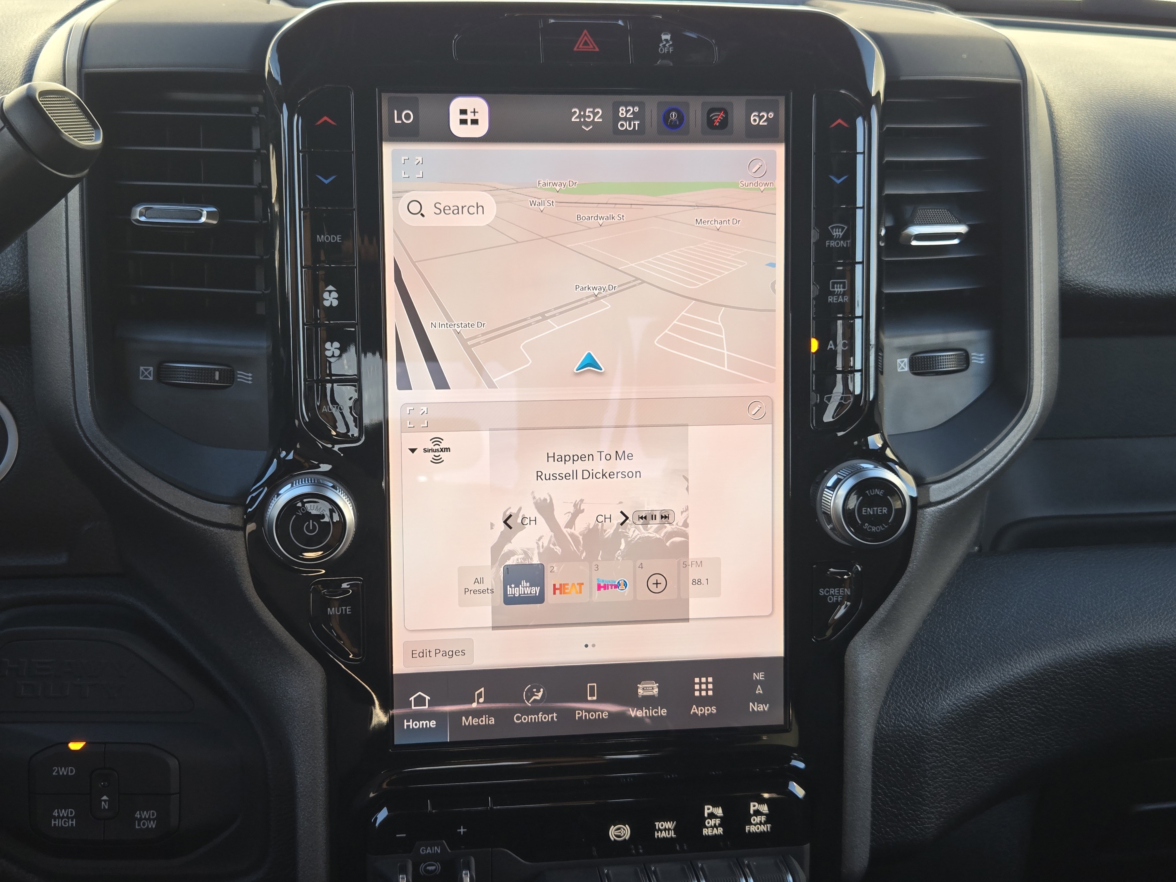 2026 Ram 2500 Tradesman photo 4