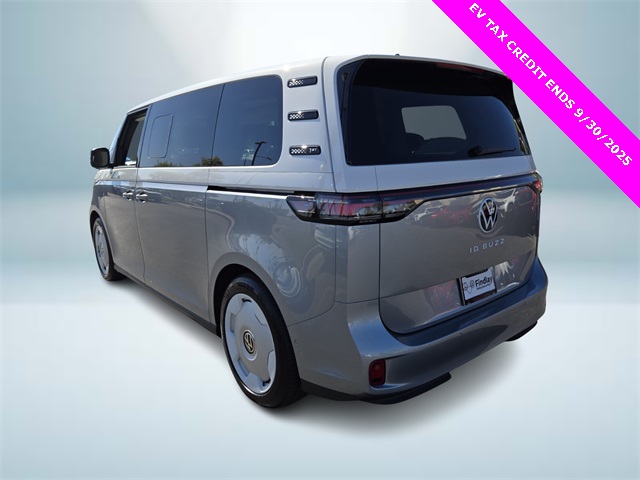 2025 Volkswagen ID. Buzz photo 2