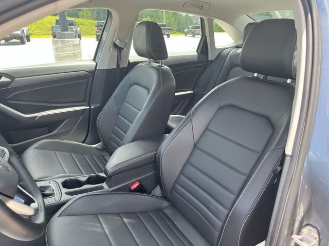 2022 Volkswagen Jetta 1.5T SE photo 13