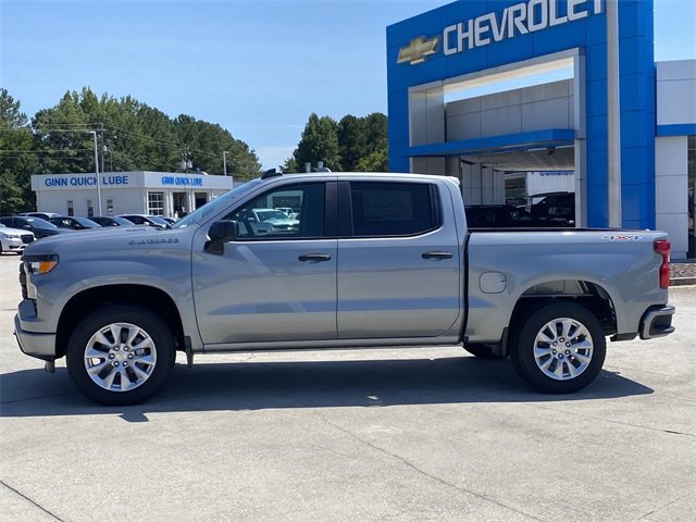 2026 Chevrolet Silverado 1500 Custom photo 2