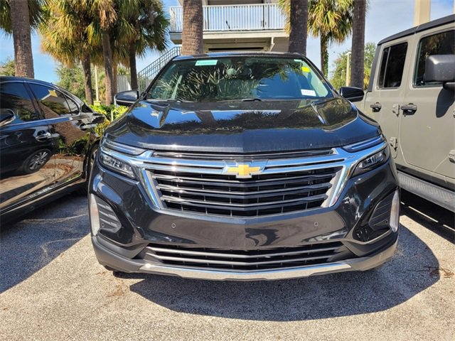 2022 Chevrolet Equinox LT photo 2