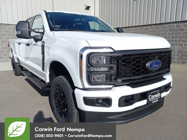 2026 Ford F-250 Super Duty XL's photo