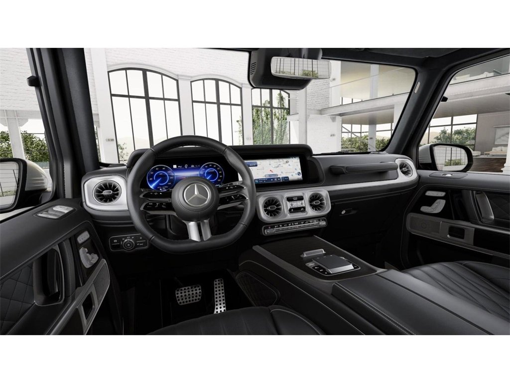 2025 Mercedes Benz G photo 3