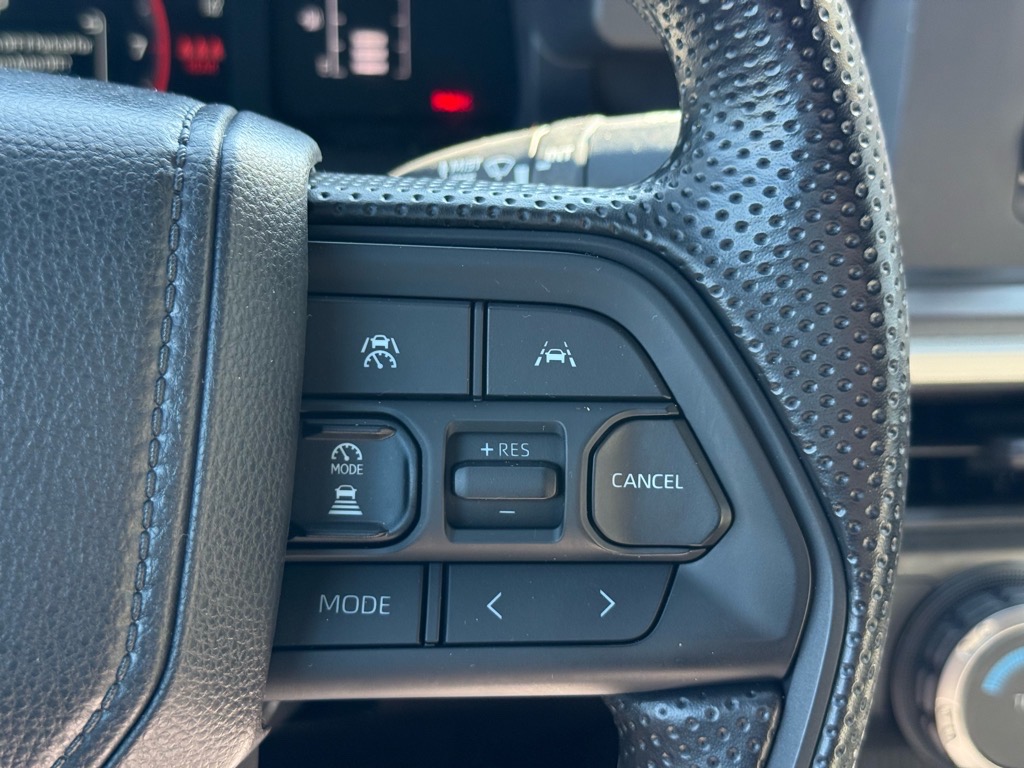2025 Toyota Tacoma SR5 photo 16