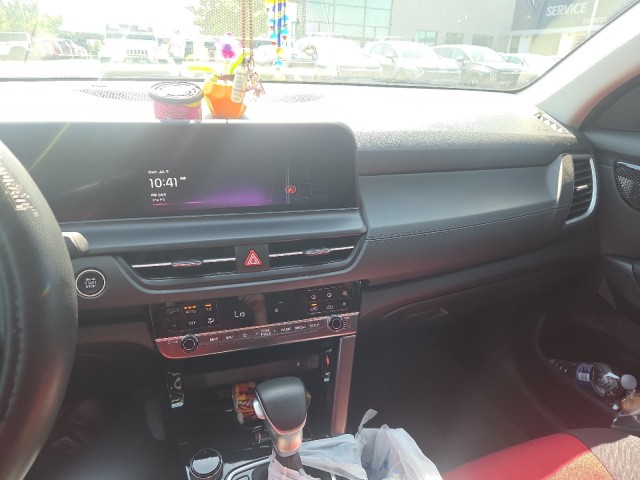 Used 2024 GRAVITY GR Kia EX image 14