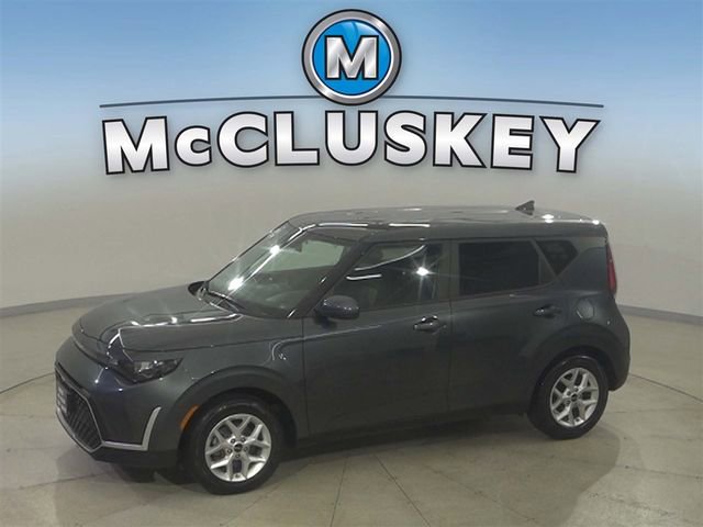 2024 Kia Soul LX's photo
