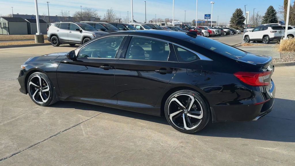 2022 Honda Accord Sport photo 4