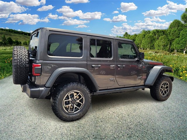 2025 Jeep Wrangler Rubicon photo 3