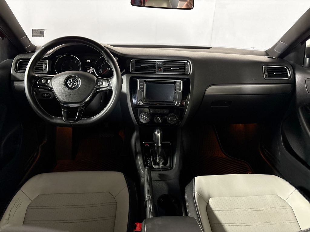 2016 Volkswagen Jetta 1.8T Sport photo 12
