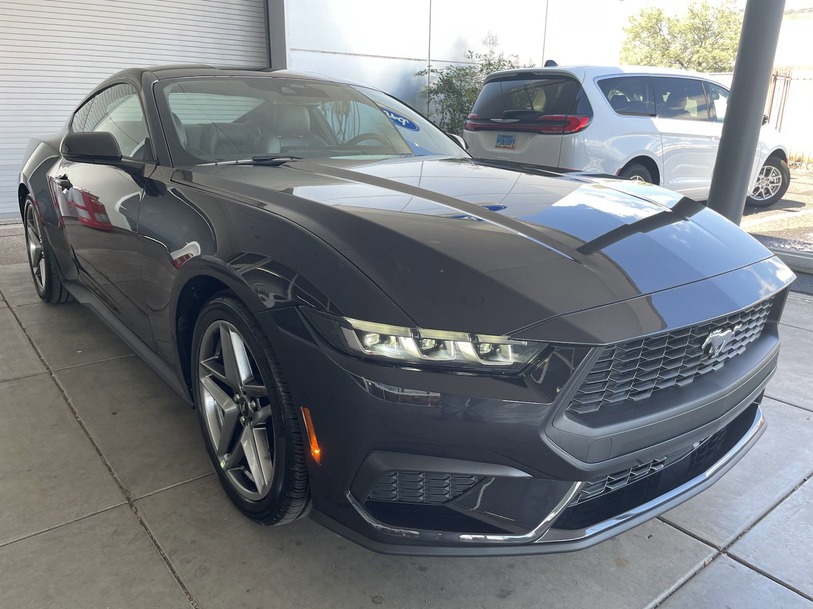 2024 Ford Mustang EcoBoost Premium photo 3
