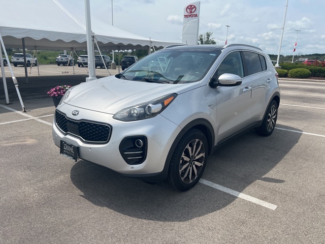 2017 Kia Sportage EX photo 2