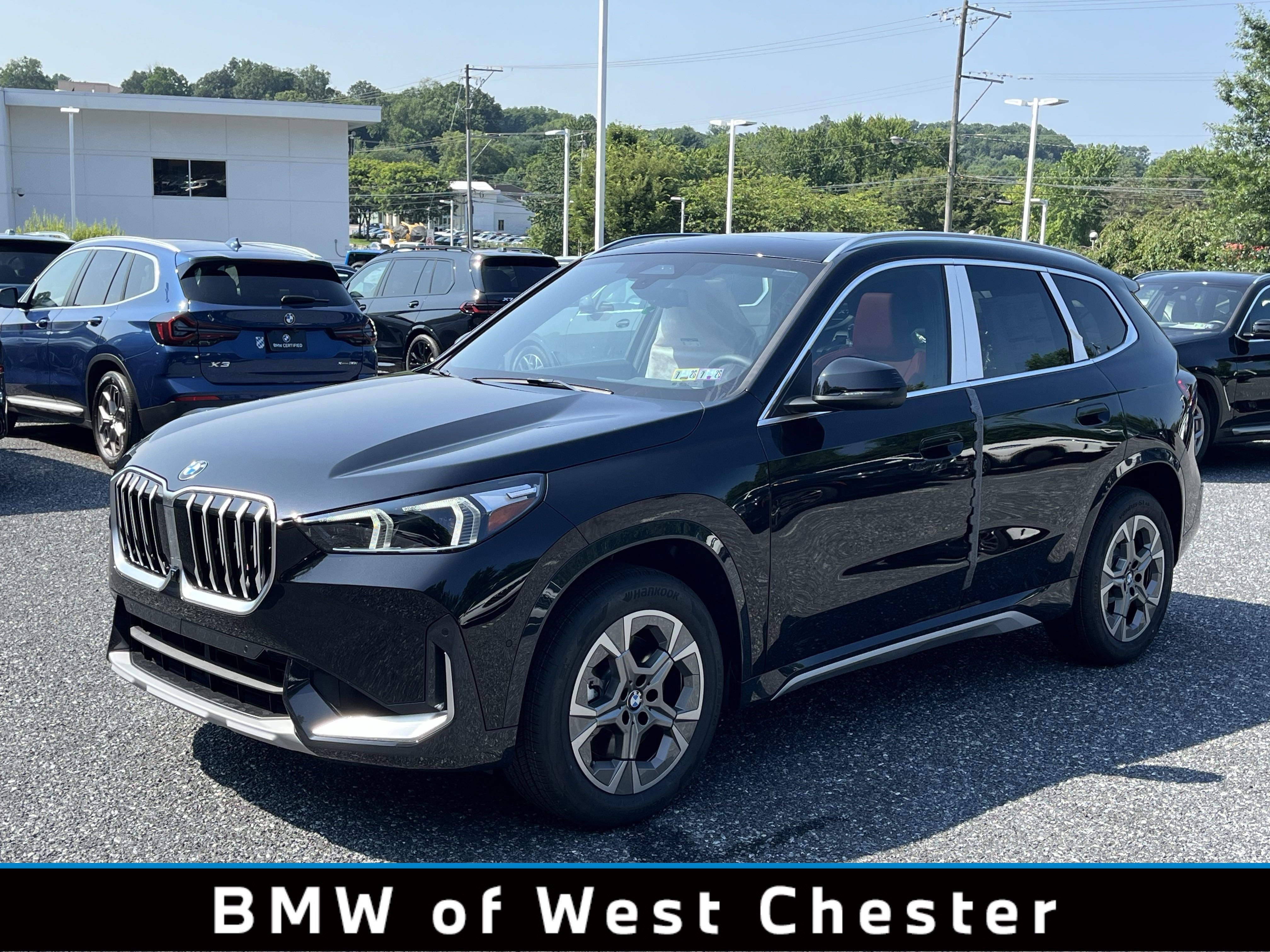 2025 BMW X1 28i's photo