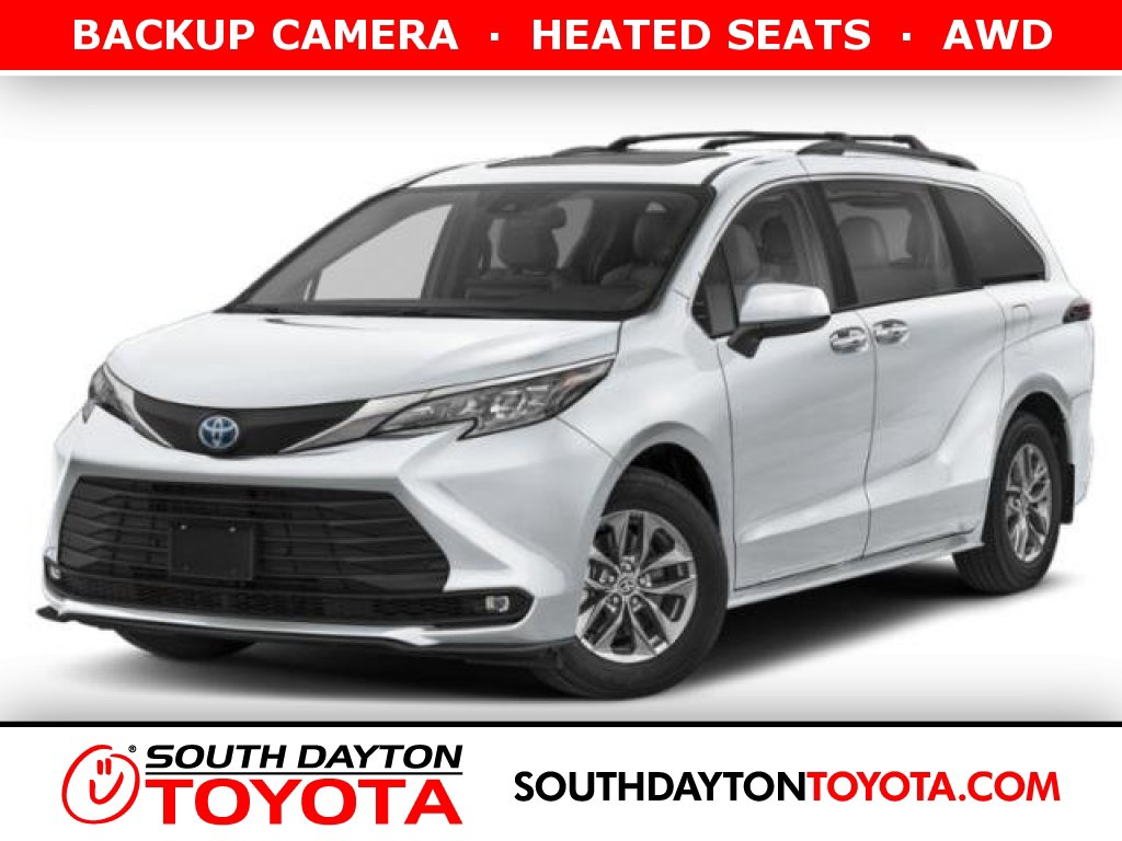 2026 Toyota Sienna XLE's photo