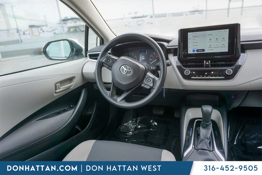 2023 Toyota Corolla LE photo 12