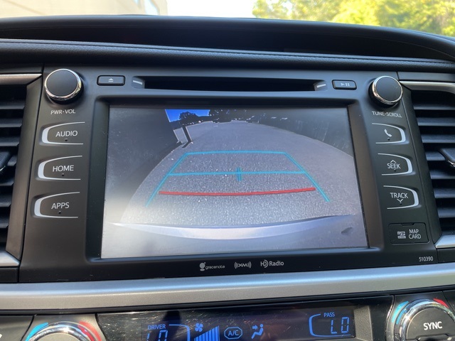 2019 Toyota Highlander XLE photo 18