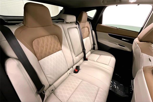 2025 Nissan Murano Platinum photo 29