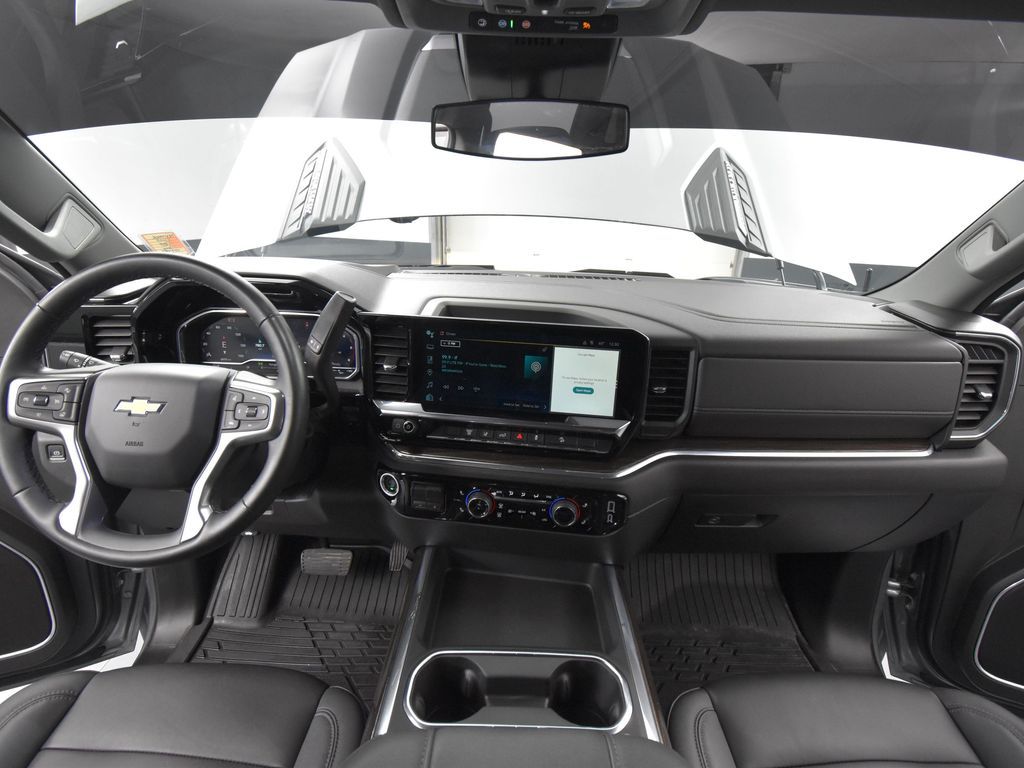 2025 Chevrolet Silverado 2500HD LT photo 19