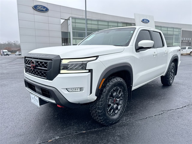 2023 Nissan Frontier PRO-4X's photo
