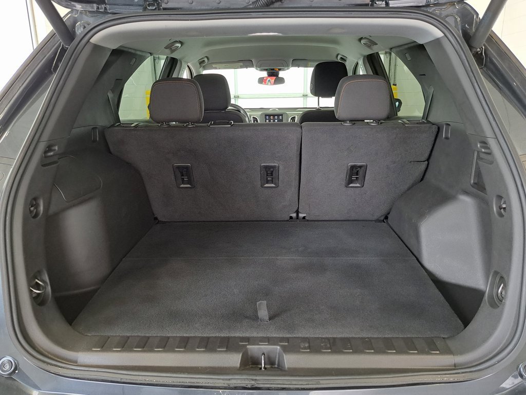 2022 Chevrolet Equinox LT photo 27