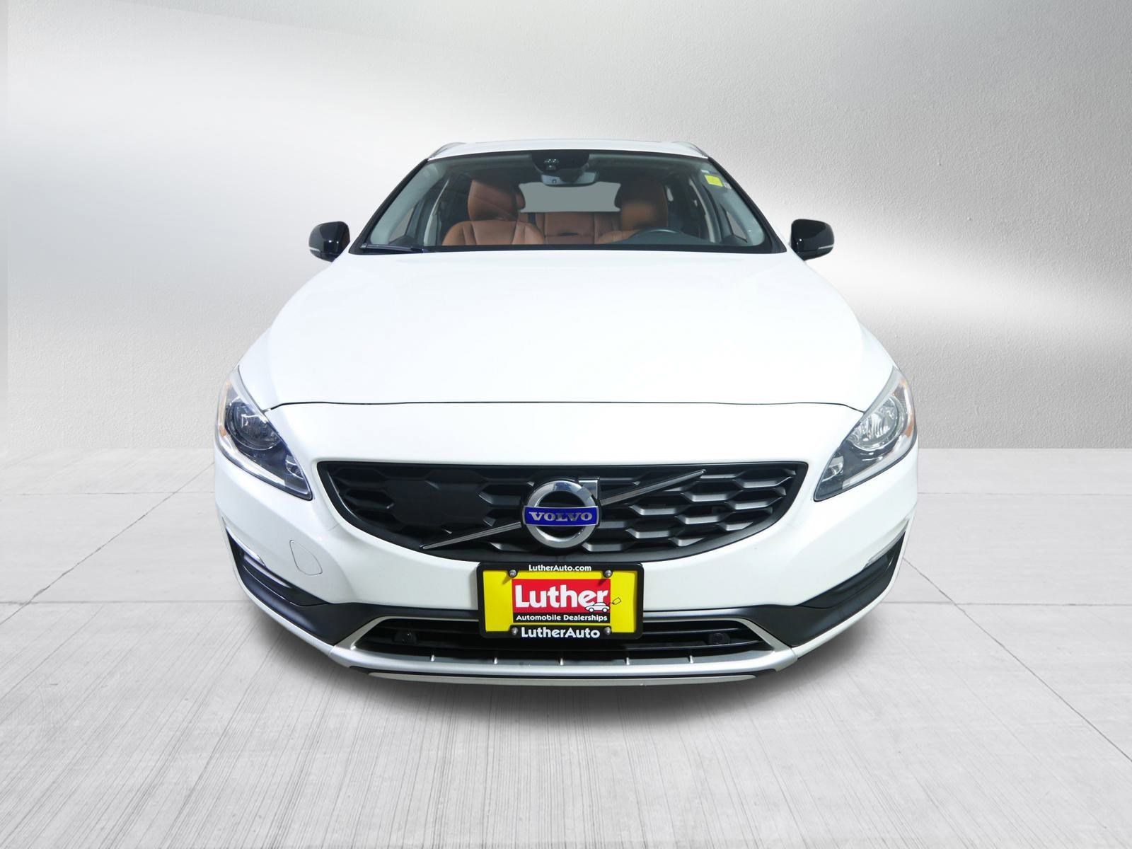 Used 2015 Volvo V60 Base with VIN YV4612HK3F1001135 for sale in Golden Valley, MN