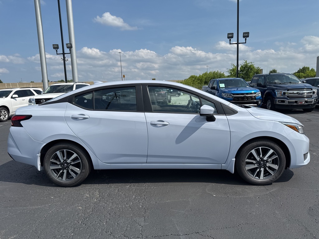 2025 Nissan Versa SV photo 2