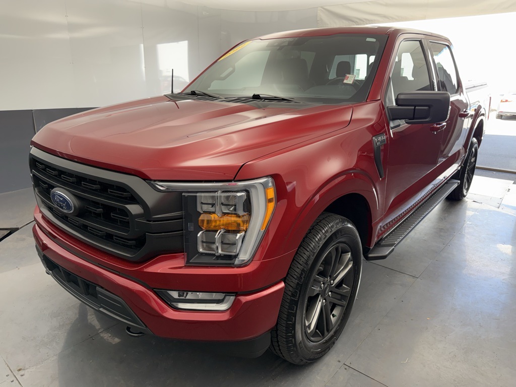 2022 Ford F-150 XLT photo 3