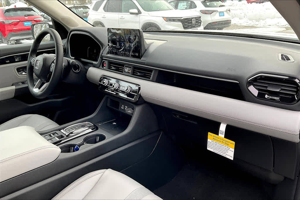2025 Honda Pilot EX-L photo 8
