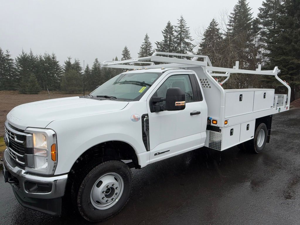2024 Ford F-350 XL photo 2