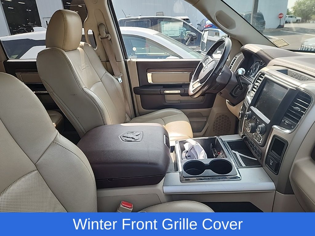 2014 Ram 3500 Laramie photo 17