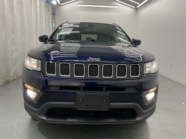2019 Jeep Compass Latitude photo 3