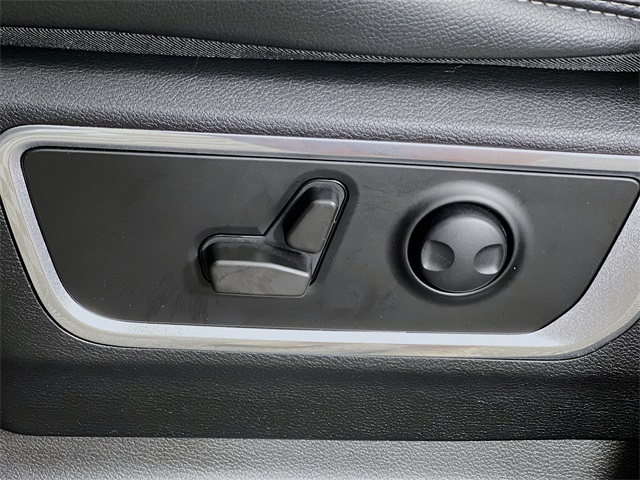 2022 Ram 1500 Laramie photo 11