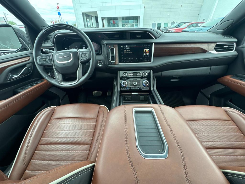 2024 Gmc Yukon Denali Ultimate photo 11