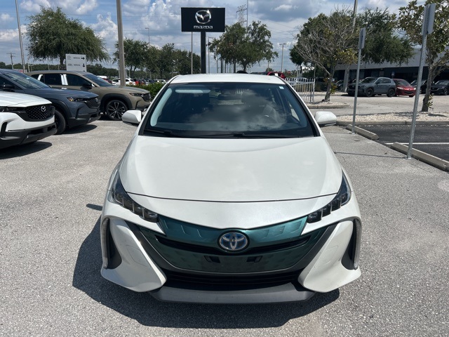 2017 Toyota Prius Prime Plus photo 2