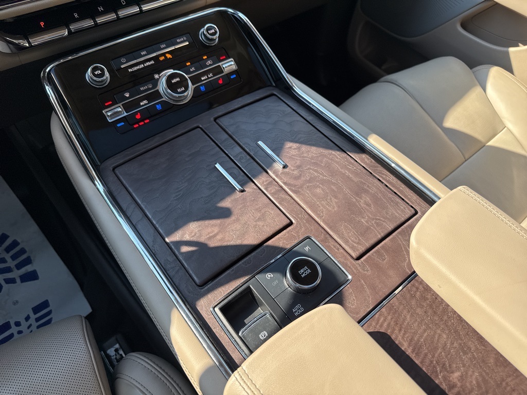 2023 Lincoln Navigator L Reserve photo 27