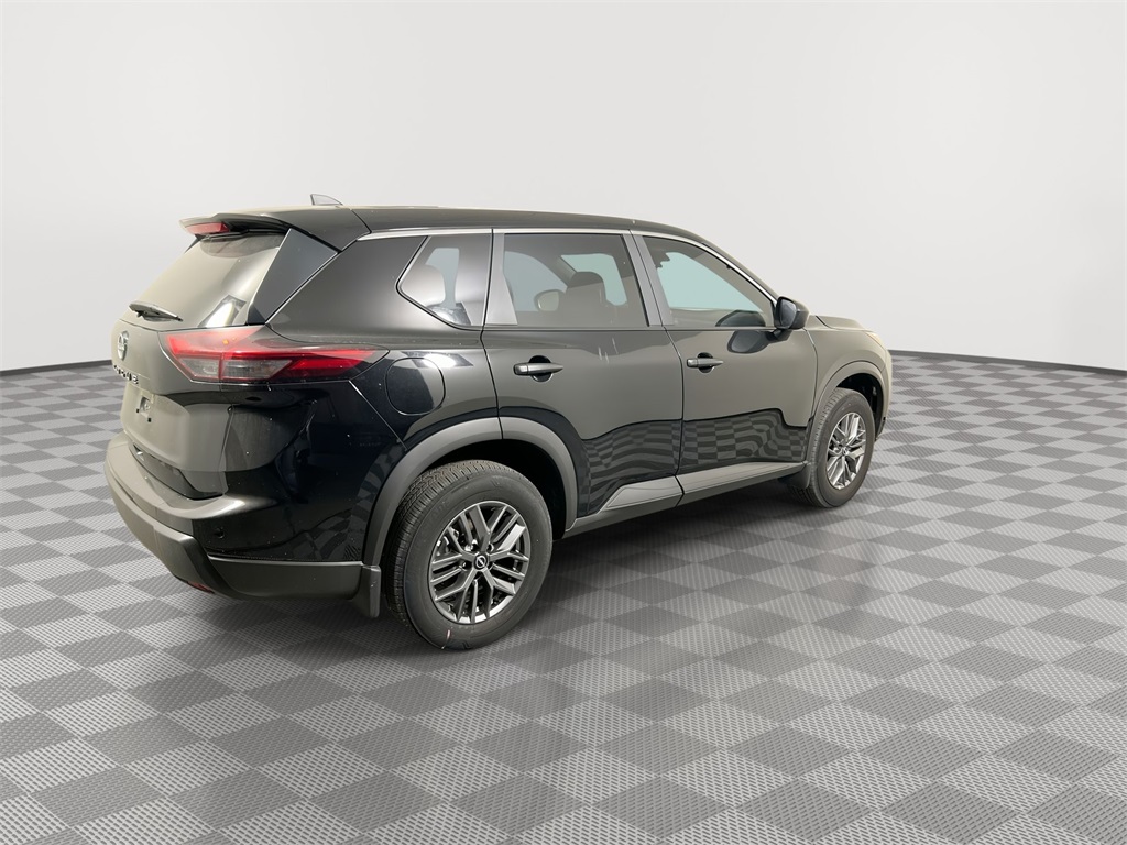 2025 Nissan Rogue S photo 8