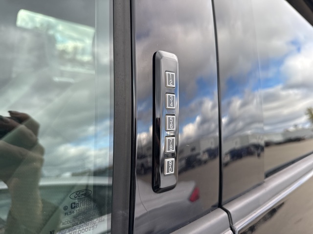 2016 Ford F-150 XLT photo 4