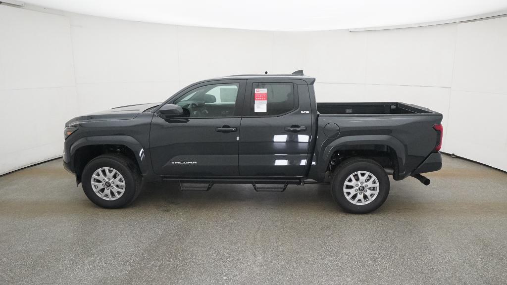 2025 Toyota Tacoma SR5 4x4 Double Cab photo 9