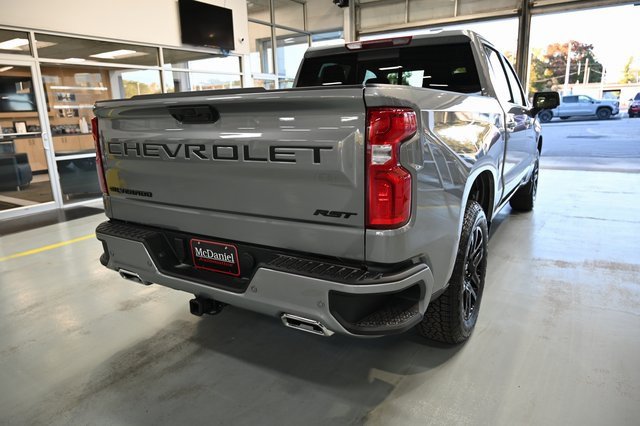 2026 Chevrolet Silverado 1500 RST photo 4