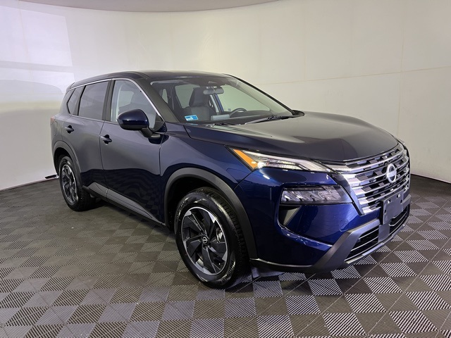 2025 Nissan Rogue SV photo 2