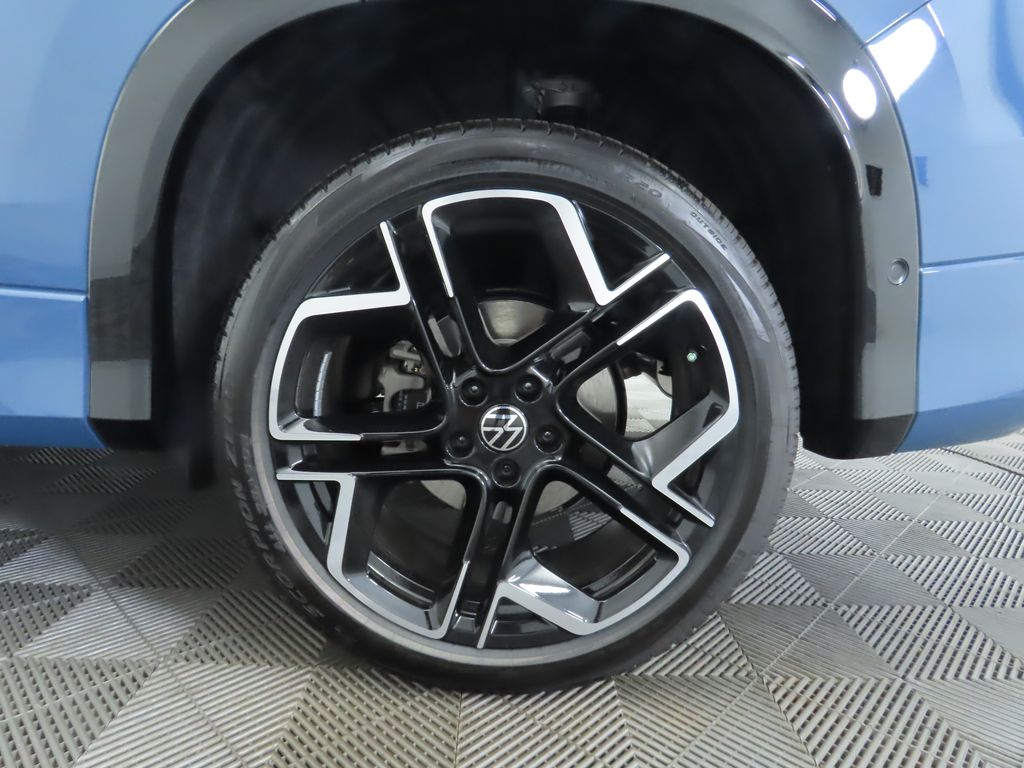 2025 Volkswagen Tiguan SEL R-Line Black photo 29