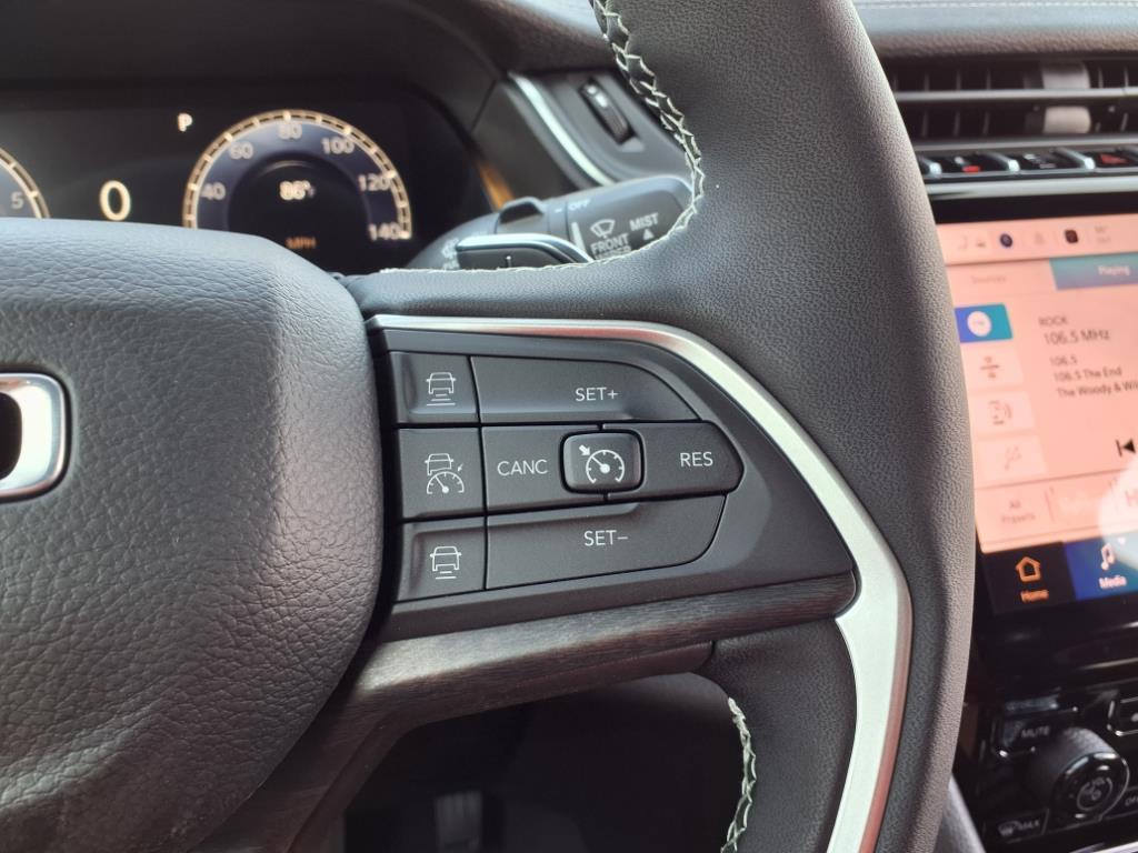 2025 Jeep Grand Cherokee Limited photo 15