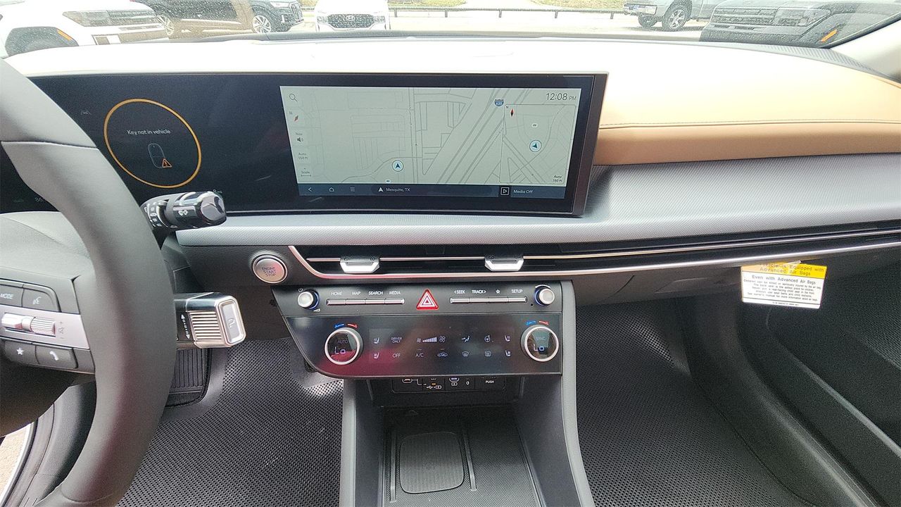 2025 Hyundai Sonata Hybrid Limited photo 19