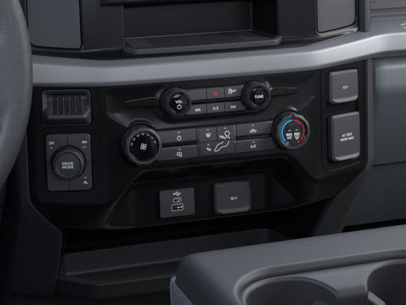 2025 FORD F-450 - Image 19