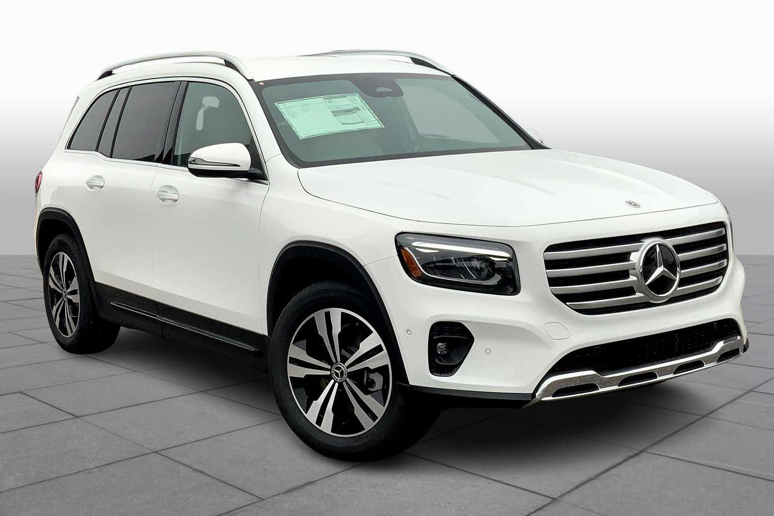 2025 Mercedes Benz GLB 250 photo 2