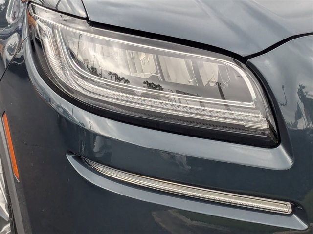 2023 Lincoln Nautilus Standard photo 9