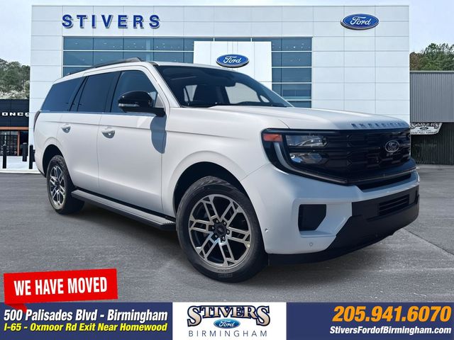 2025 Ford Expedition Active's photo